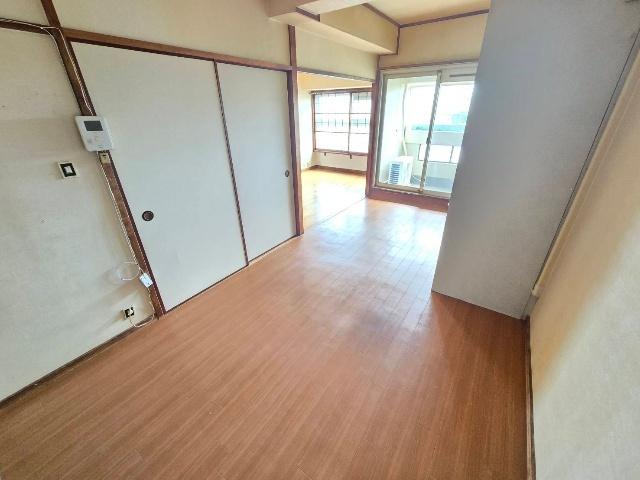 神戸市兵庫区菊水町マンション リビング