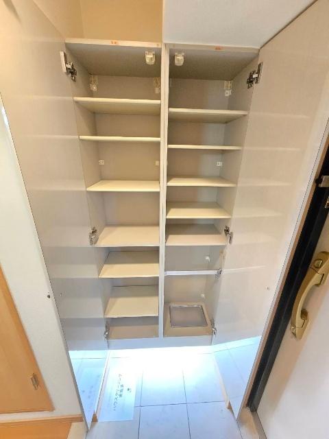 神戸市兵庫区新開地マンション 玄関