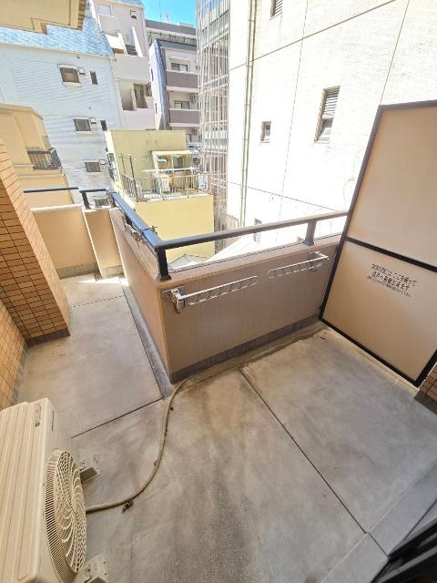 神戸市兵庫区新開地マンション バルコニー