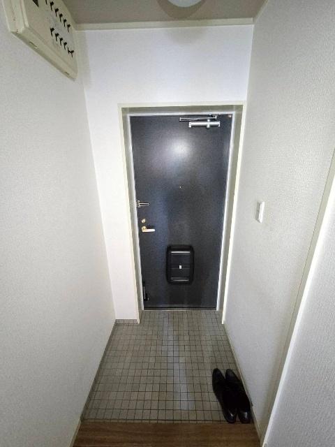 神戸市兵庫区羽坂通マンション 玄関