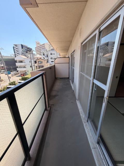 神戸市兵庫区駅南通マンション バルコニー