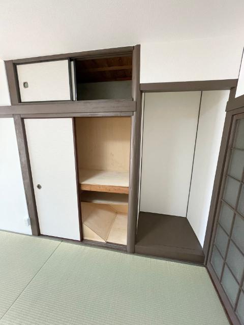 神戸市兵庫区石井町テラスハウス 収納