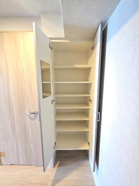 神戸市兵庫区笠松通マンション 玄関