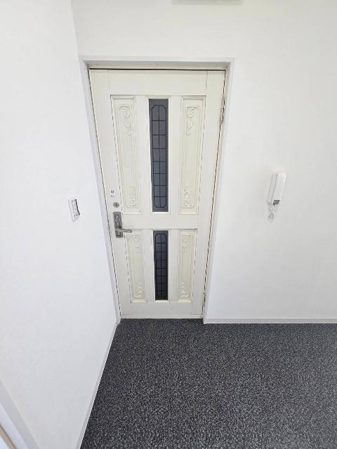 神戸市兵庫区船大工町マンション 玄関