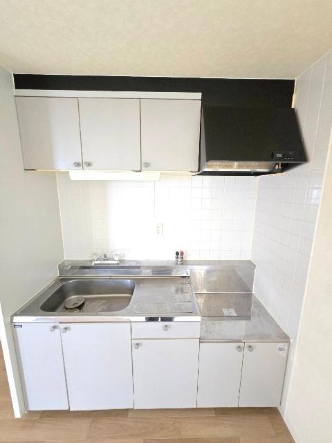 神戸市兵庫区笠松通マンション キッチン