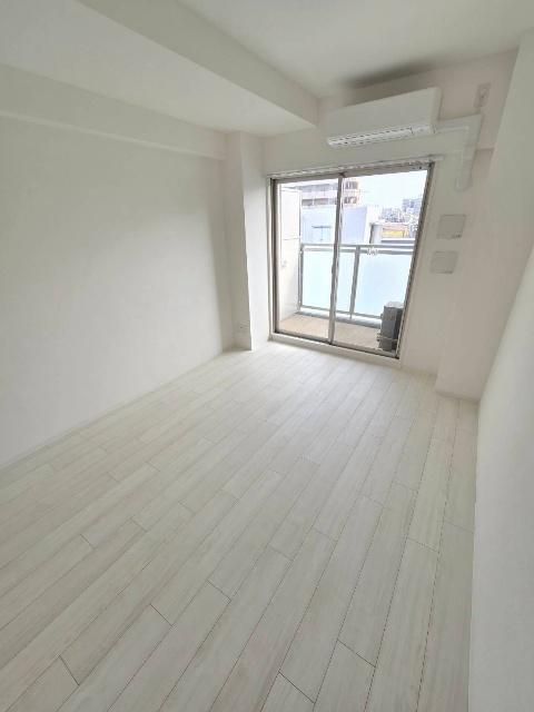神戸市兵庫区東柳原町マンション リビング