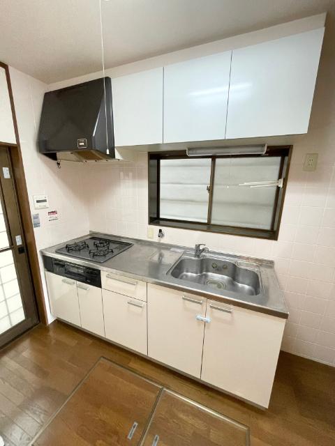 湊川町10丁目貸家 部屋画像