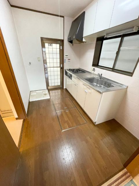 湊川町10丁目貸家 部屋画像