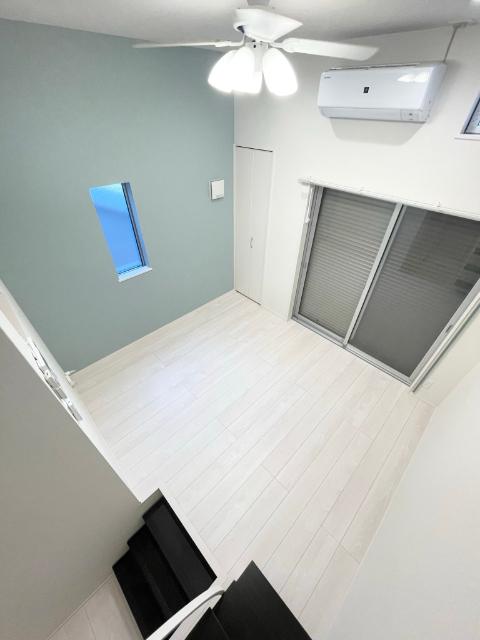 神戸市兵庫区湊川町アパート リビング