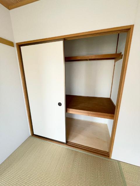 神戸市北区北五葉アパート 収納