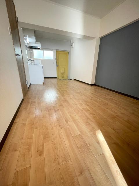 神戸市北区鈴蘭台西町マンション リビング