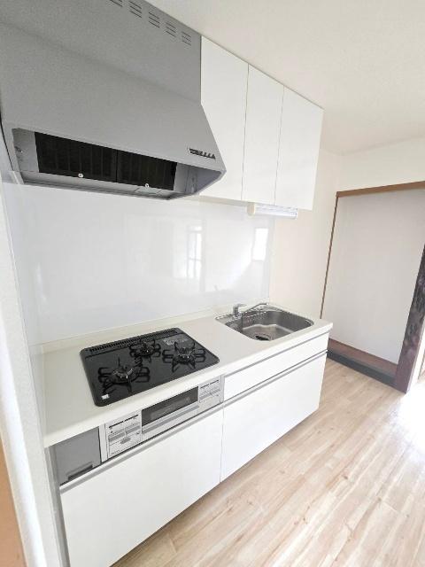 神戸市兵庫区楠谷町一戸建 キッチン