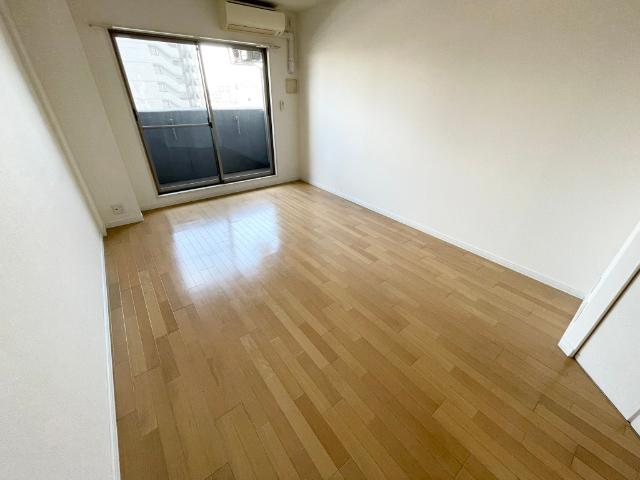 神戸市兵庫区駅南通マンション リビング