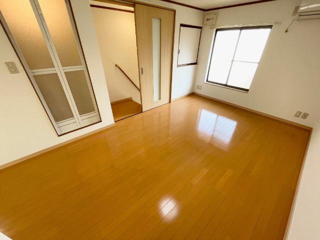 神戸市兵庫区雪御所町アパート リビング