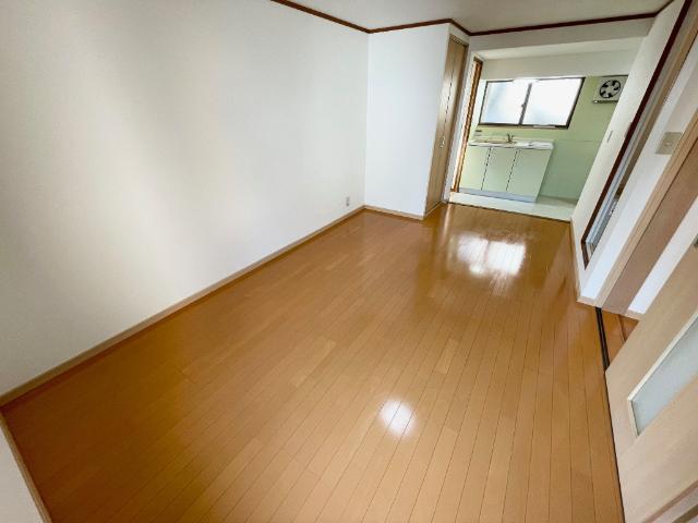 神戸市兵庫区雪御所町アパート リビング