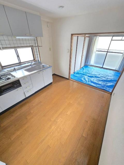 神戸市兵庫区塚本通マンション リビング