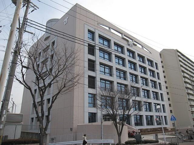 神戸市長田区役所：979m