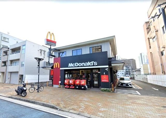 マクドナルド神戸大開通店：470m