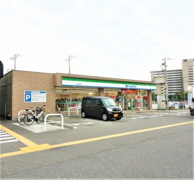 ファミリーマート神戸夢野店：549m
