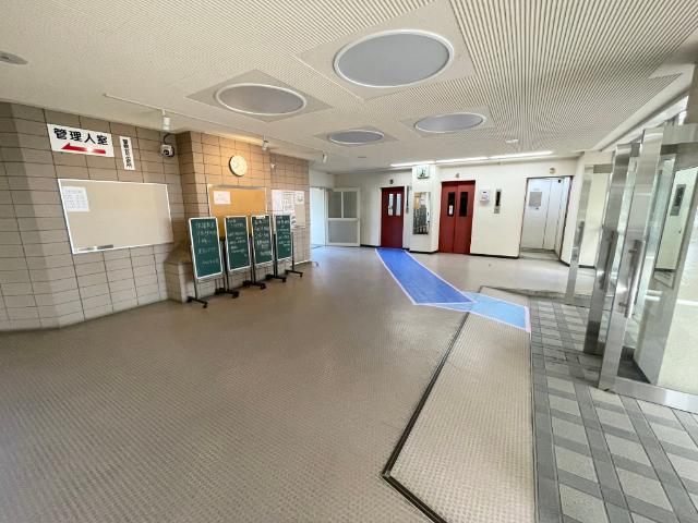 神戸市兵庫区菊水町マンション エントランス