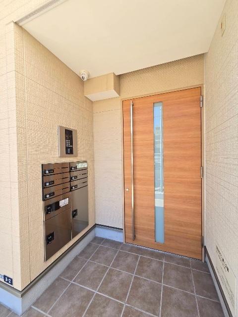 神戸市兵庫区湊川町アパート エントランス