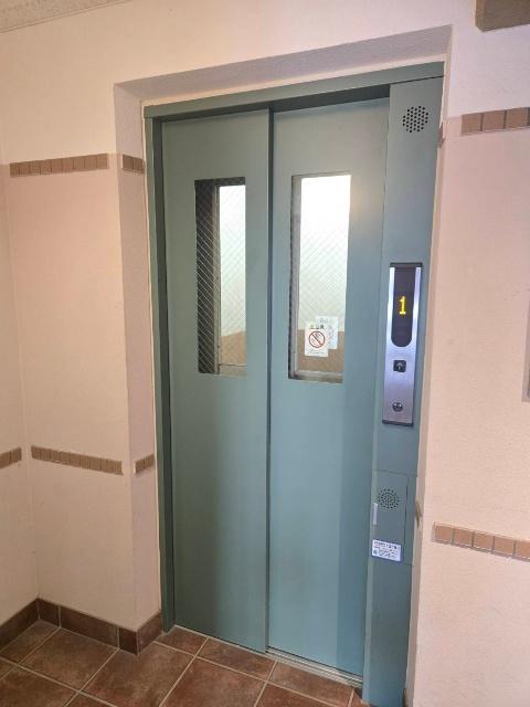 神戸市兵庫区神田町マンション エントランス