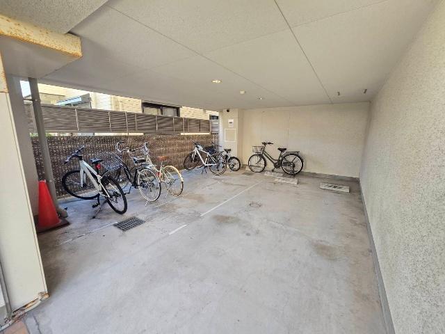 神戸市兵庫区神田町マンション 駐車場