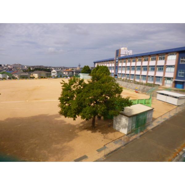 神戸市立鈴蘭台小学校