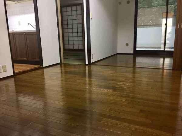 コムーネ山本通弐番館 リビング