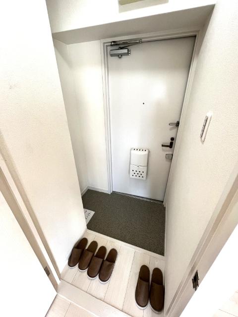 朝日プラザ湊川 玄関