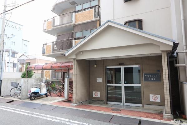 グランドシャトー兵庫Ⅱ エントランス