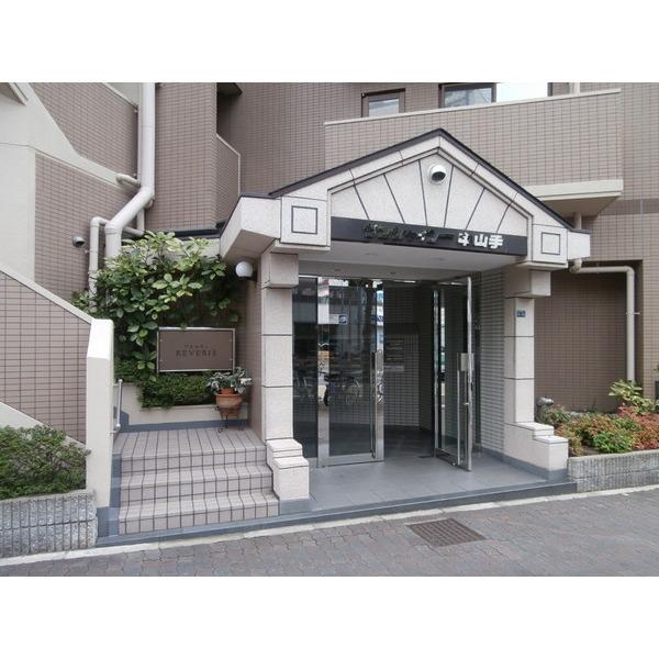 サンシャイン中山手 エントランス