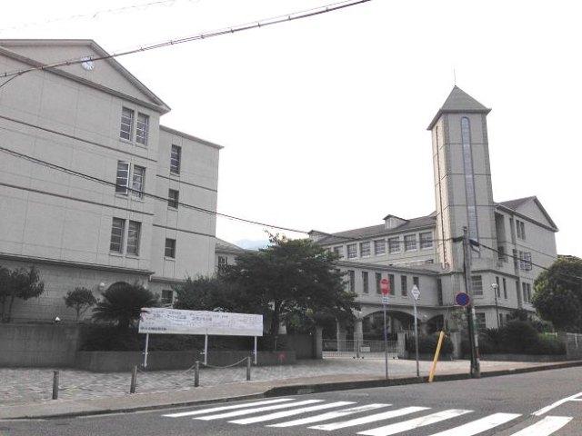 高校