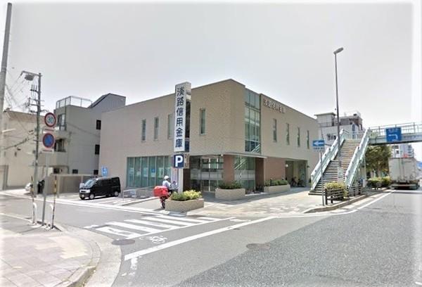 銀行