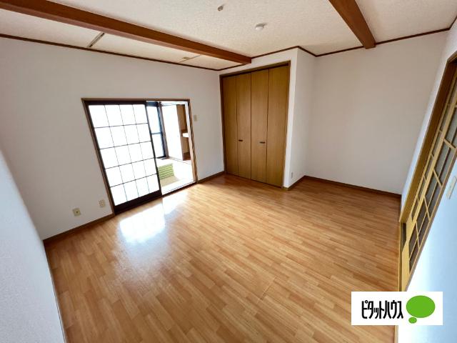 ジュネス市川（202） 部屋画像