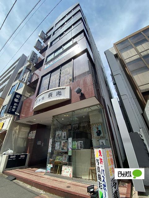 丸周司ビル 外観