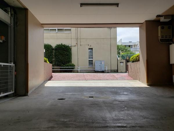 大田区西糀谷駐車場 リビング