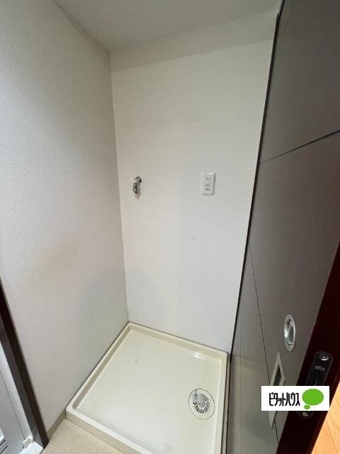 グランイーグル梅屋敷 前面道路含む現地写真