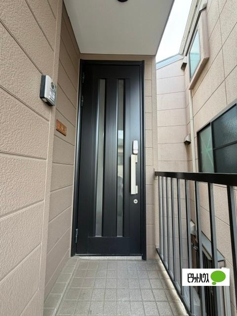 大森北3丁目　中古賃貸併用住宅（3LDK+1DK） 玄関