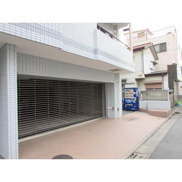グランドーム羽田 駐車場