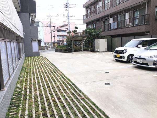 エステムプラザ蒲田TAKARABUNE 駐車場