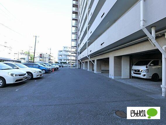 三洋キャッスルハイツ 駐車場