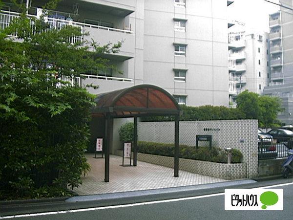 西糀谷サンハイツ　６F エントランス