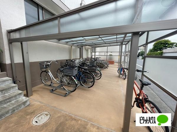 ハイツ池上 駐車場