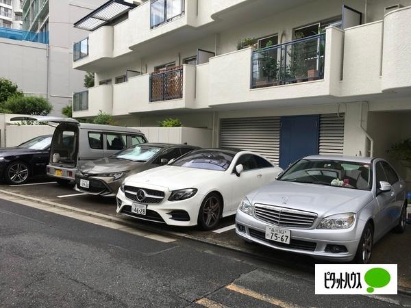 クレール目黒 駐車場