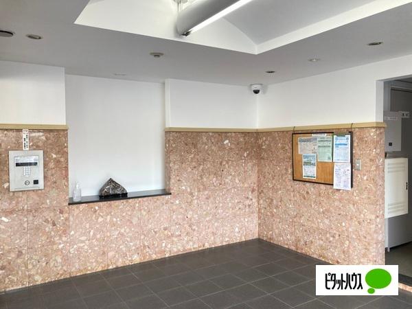 シティウインズ新川崎2番館 ロビー