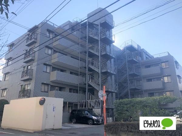 ベルシャトウ仲池上 外観