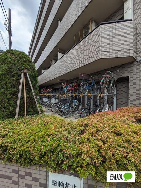 ガーデンホーム西蒲田 駐車場