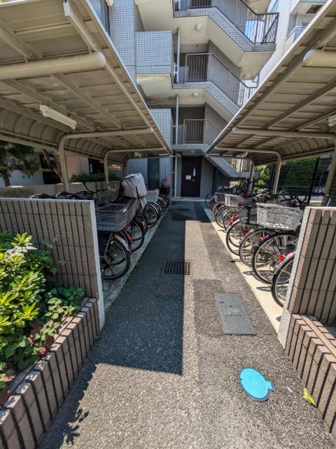 エンゼルハイム大鳥居第10 駐車場