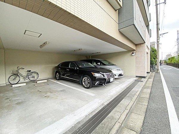 クレストフォルム大森中央 駐車場